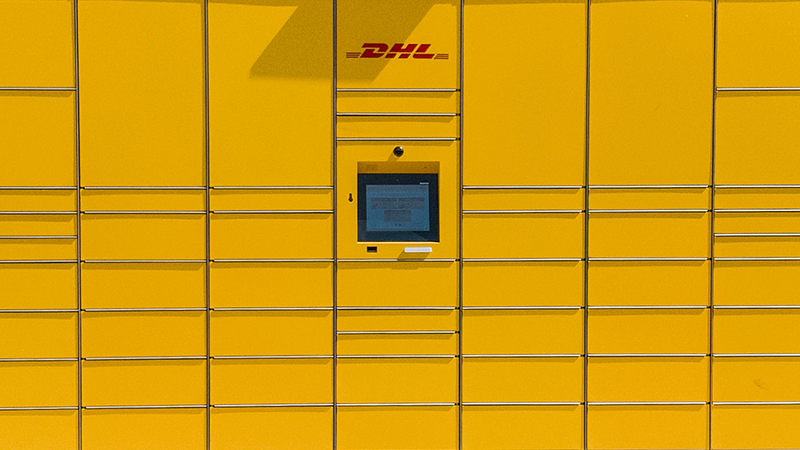 DHL parcel machine
