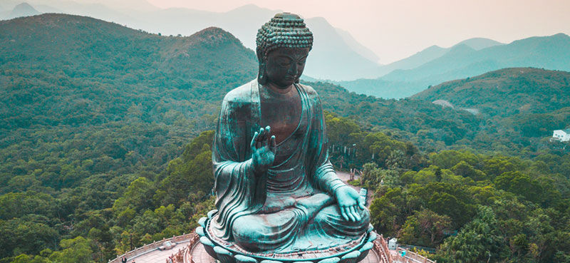 statue of a Bhuddist monk